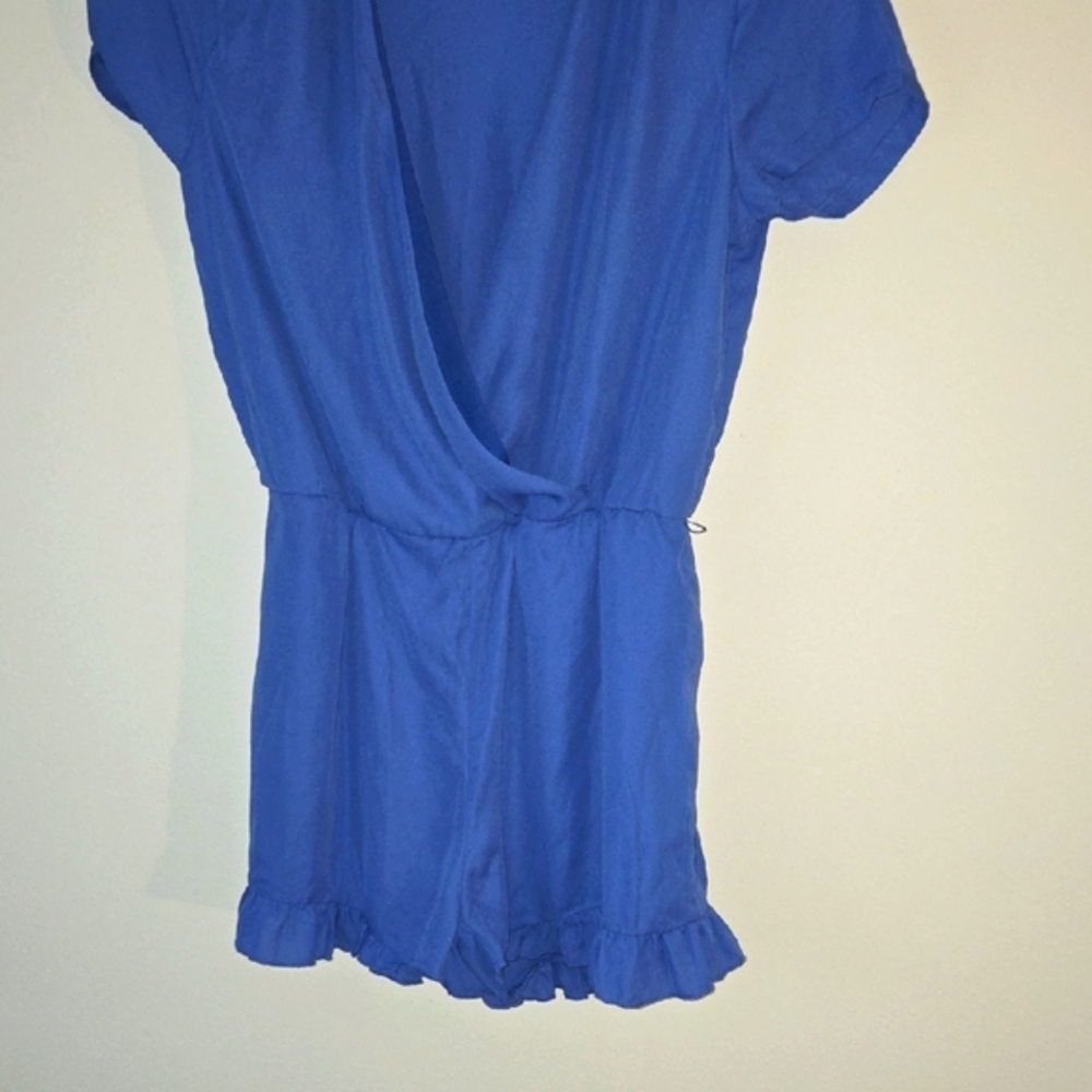UK2LA Elegant Blue Top